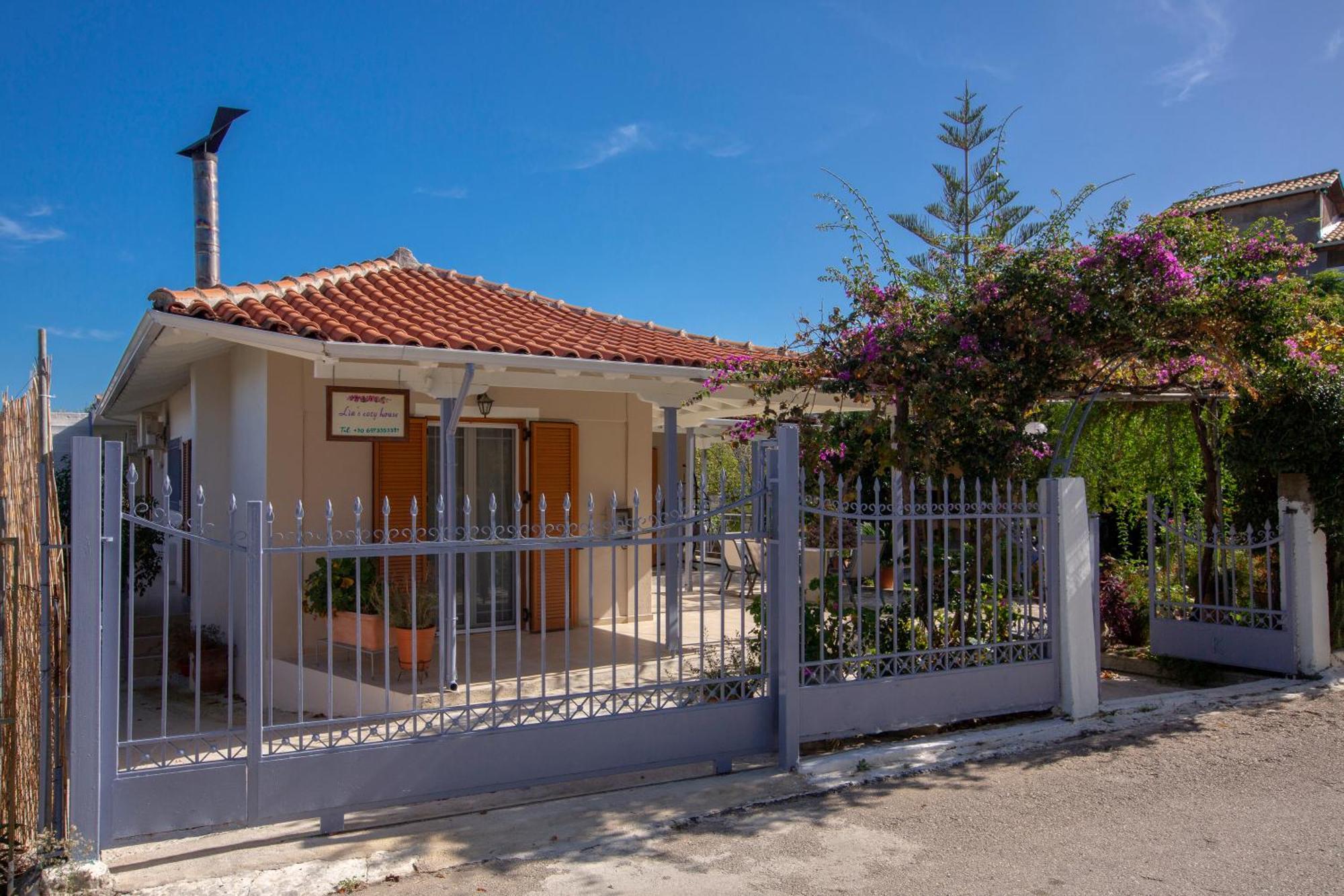 Lia'S Cozy House Villa Apolpaina Exterior photo