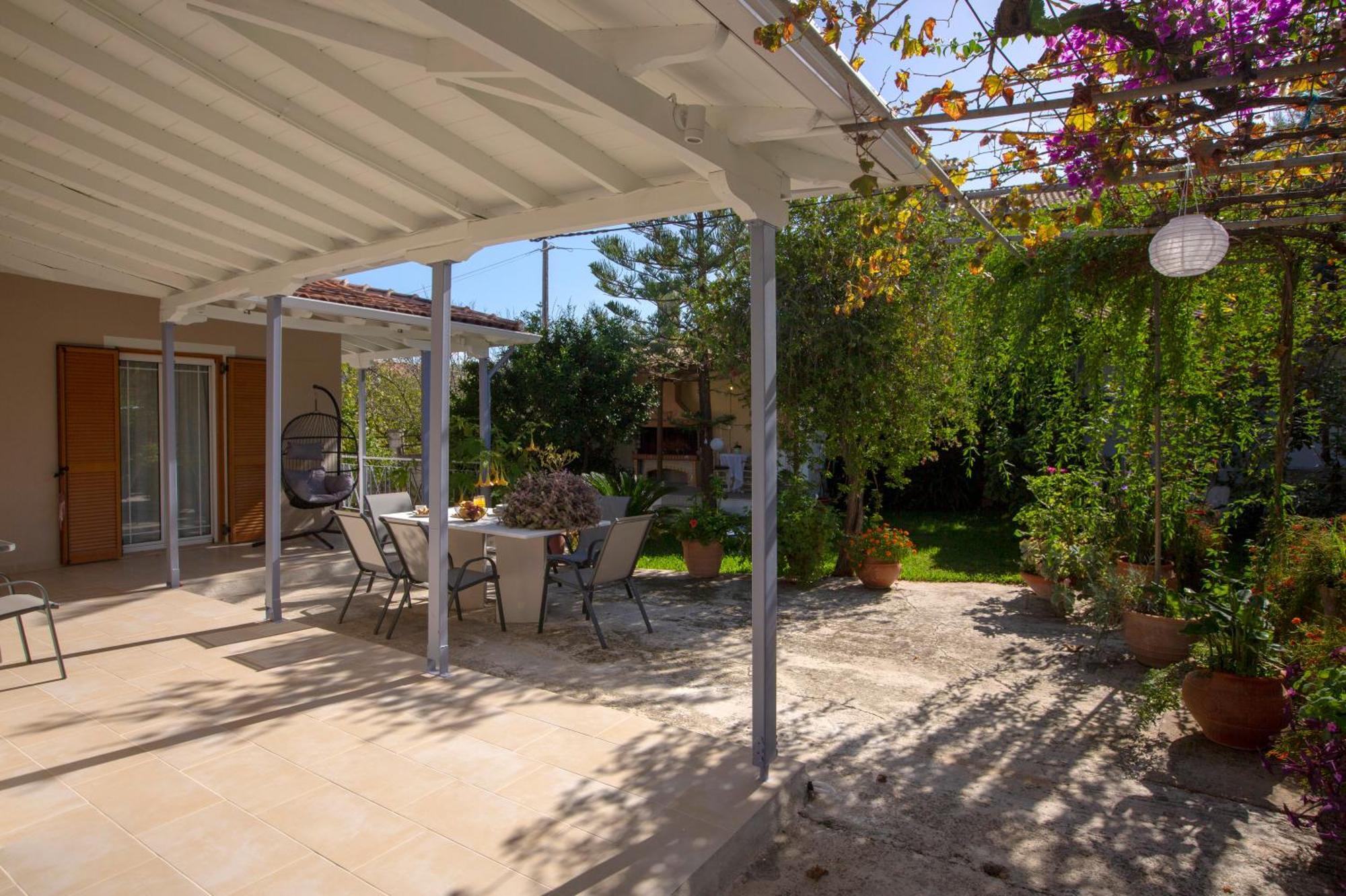Lia'S Cozy House Villa Apolpaina Exterior photo
